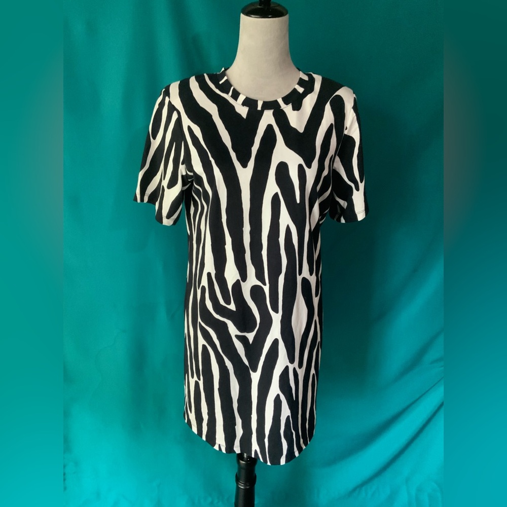 Sanctuary Black & White Zebra-Print Crewneck T Shirt Relaxed Fit Mini Dress